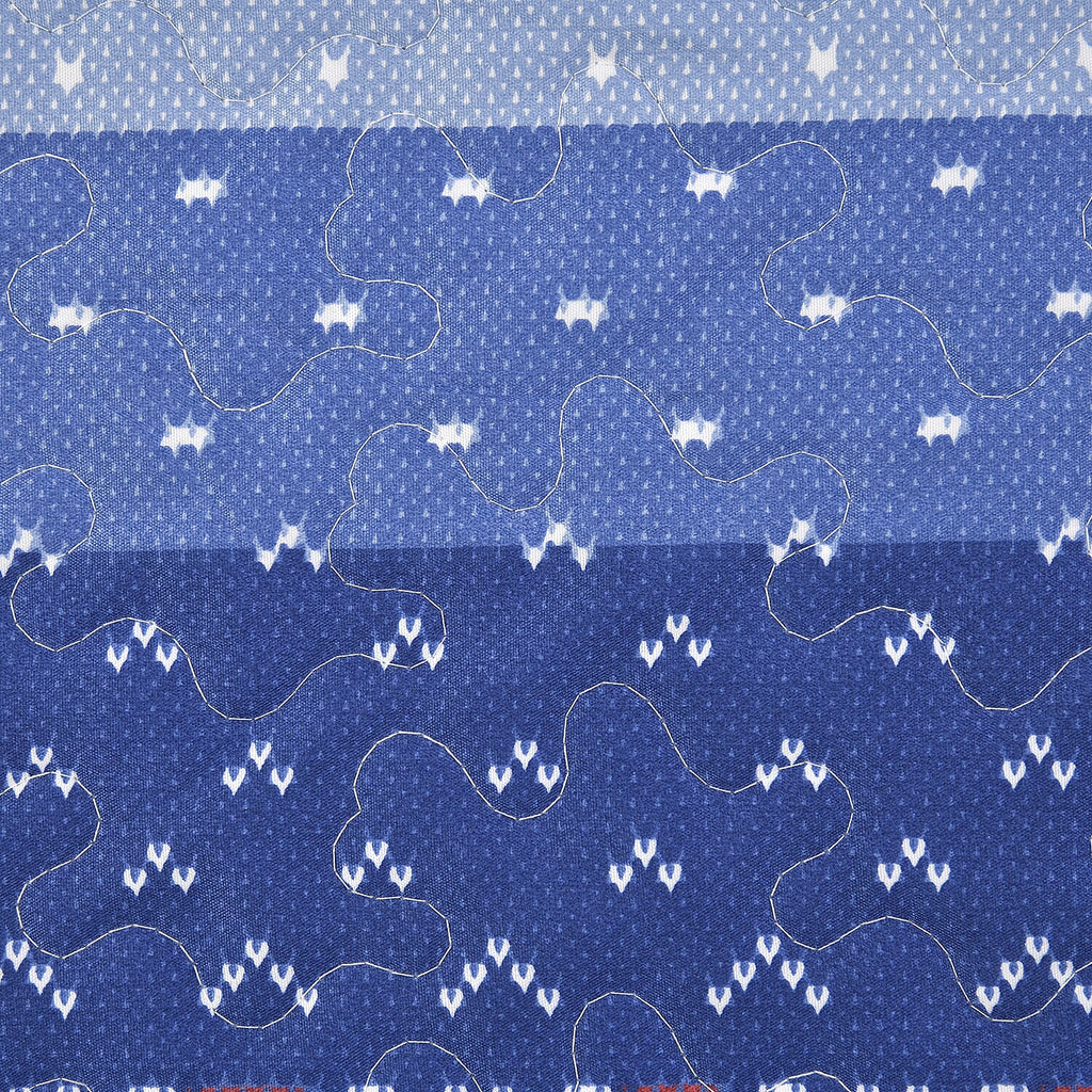 Christmas Bedding Set - Microfibre Quilt and Two Pillowcases (Size Double) - Blue
