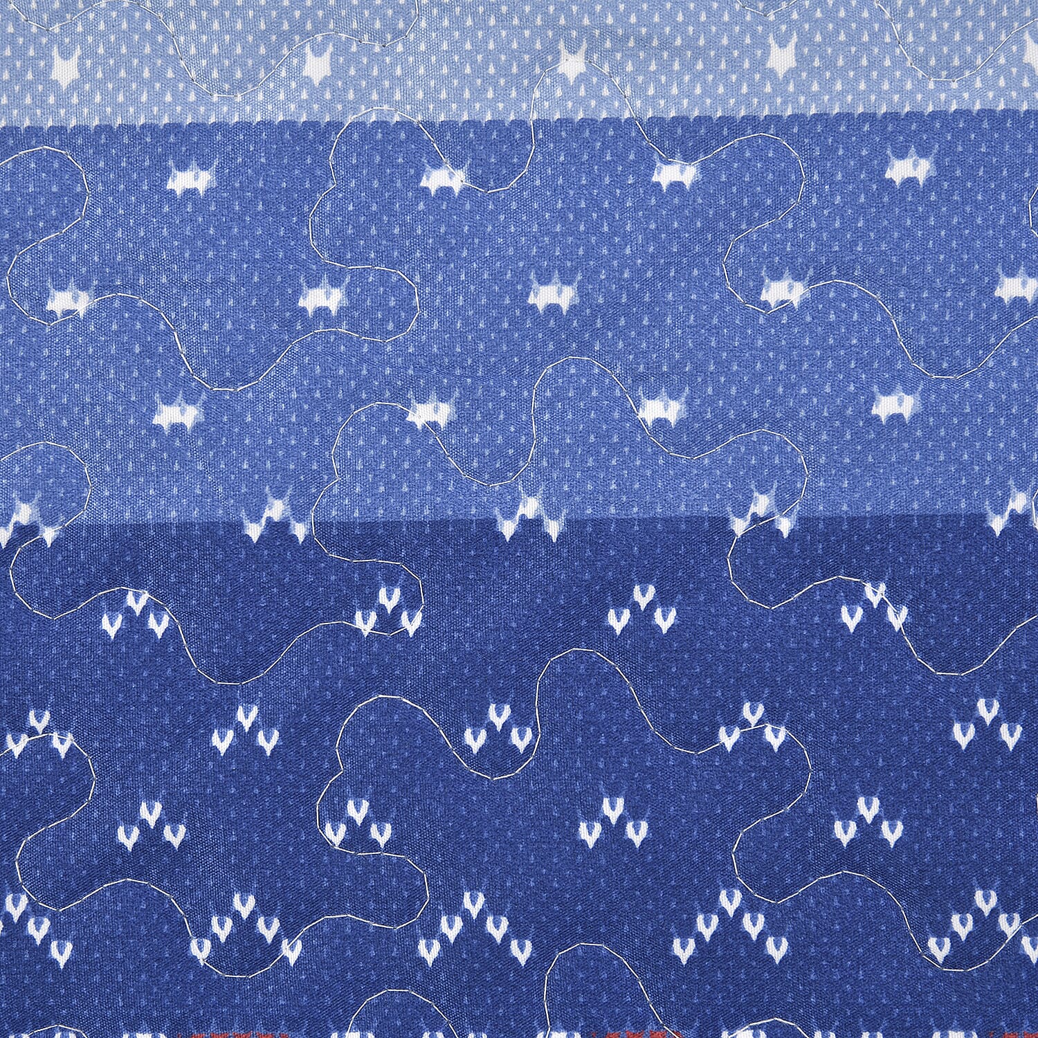 Christmas Bedding Set - Microfibre Quilt and Two Pillowcases (Size Double) - Blue