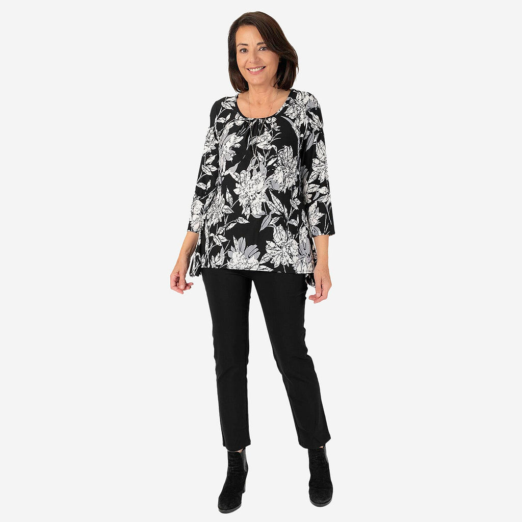 Classic Hanky Hem Print Top with Necklace