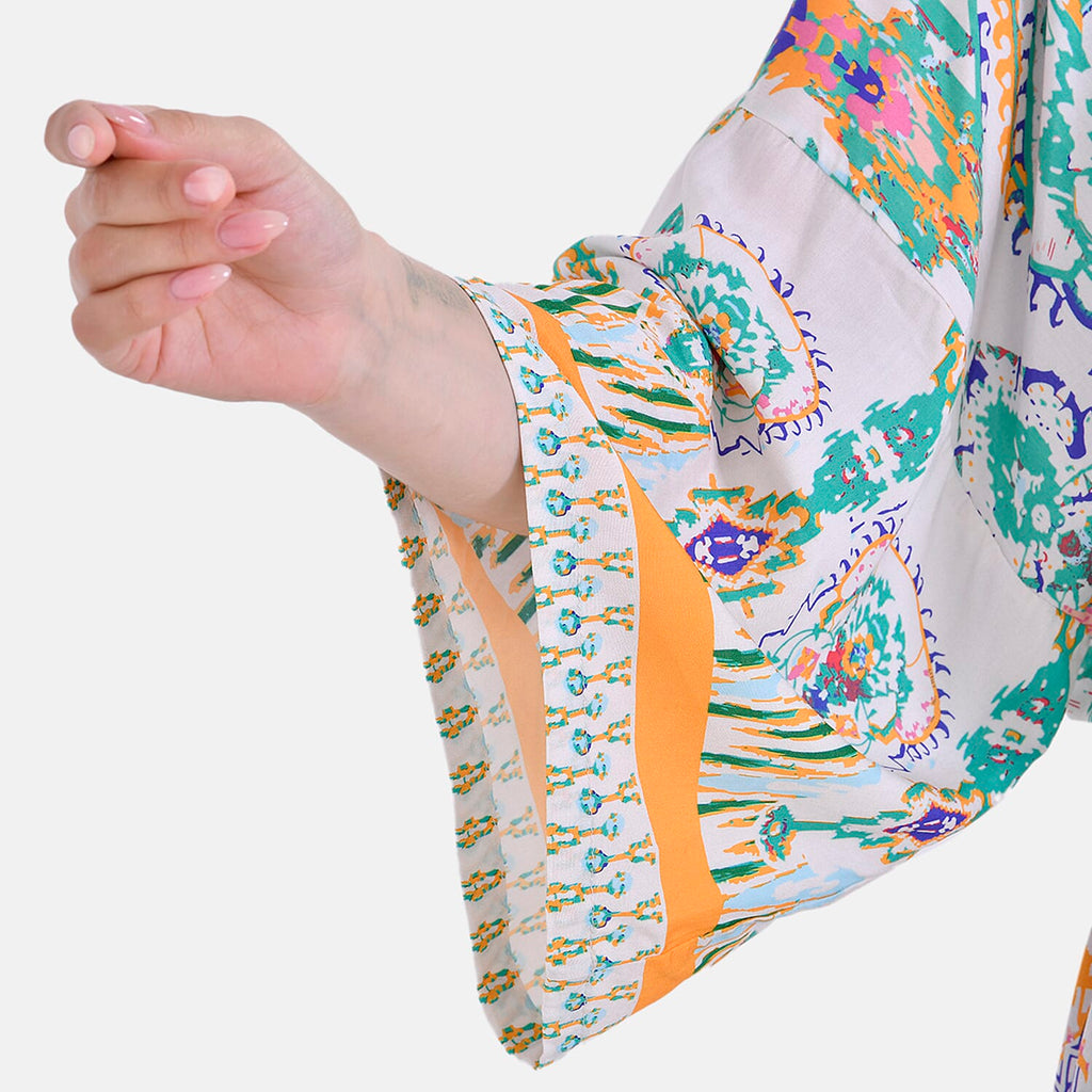 Closeout Deal 100% Viscose Flower Printed Long Kimono (One Size) - White