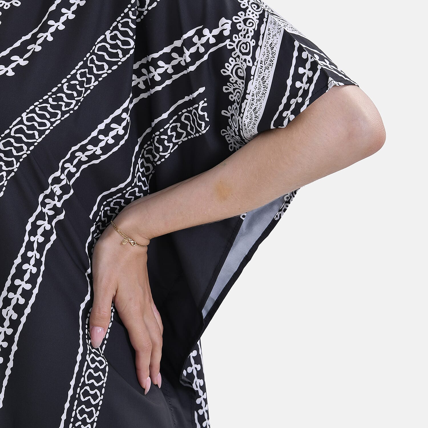 Closeout Deal Polyester Patterned Maxi  - Black & Black