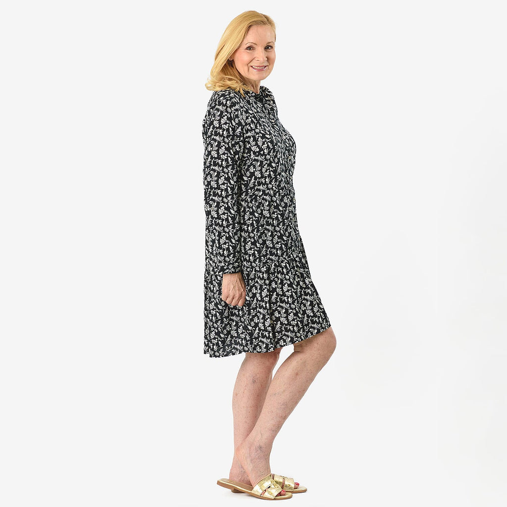 Closeout Deal Printed Tunic Top (Size 22) - Navy