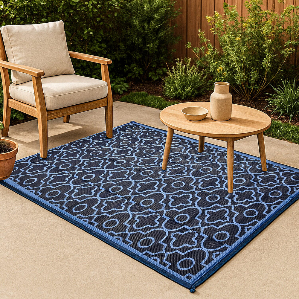 Closeout Deal- Reversible Outdoor Rug with Moroccan Quatrefoil Pattern (Size 243x152 cm) - Blue - Black
