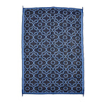 Closeout Deal- Reversible Outdoor Rug with Moroccan Quatrefoil Pattern (Size 243x152 cm) - Blue - Black