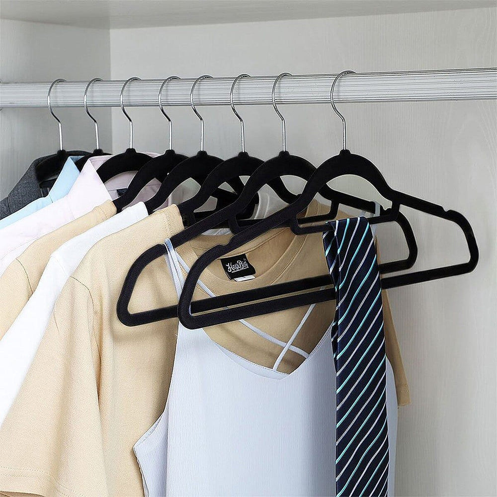 Velvet Non Slip Hangers Pack of 20 - Black