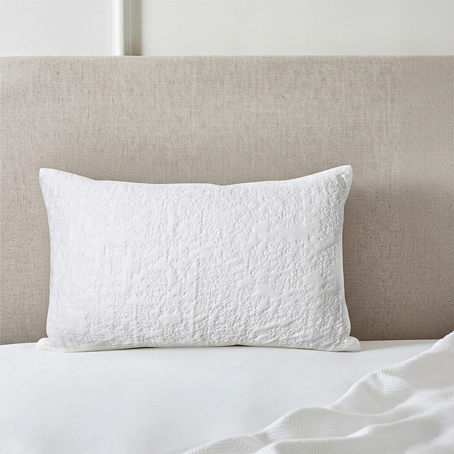 Cooling Jacquard  Pillow (Size - 50x75cm) - White