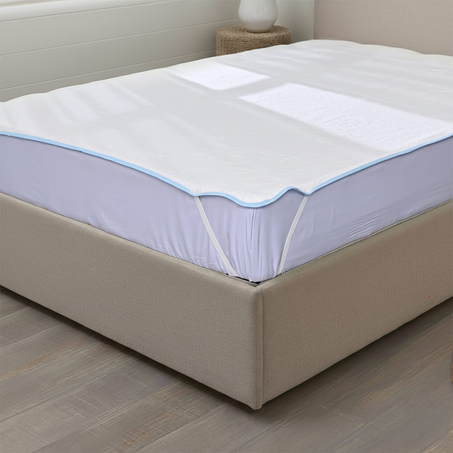 Hush Haven Cooling Jacquard Mattress Pad with Anchor Bands (Size Single) - White