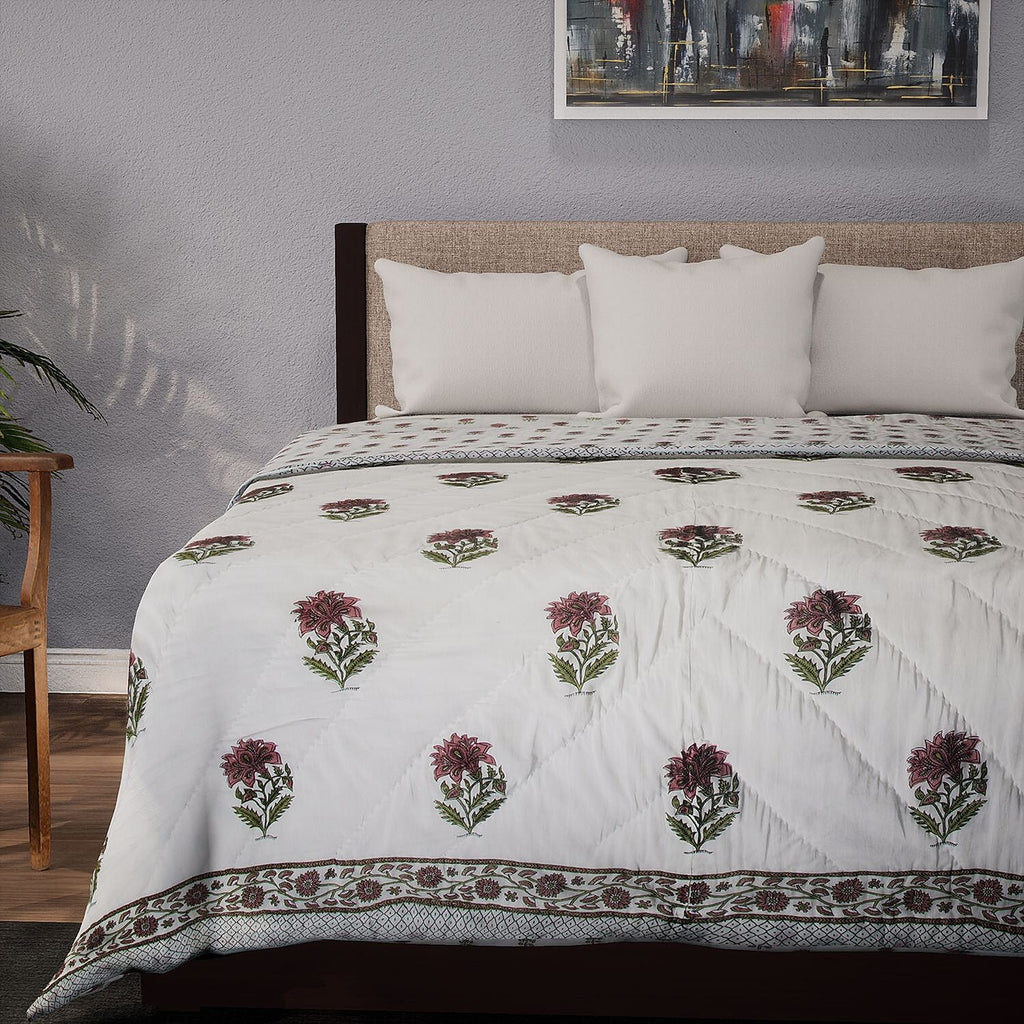 100% Cotton SANGANER Printed Quilt Comes with Bag (King Size, 270x220 cm) - Pink - Olive Green
