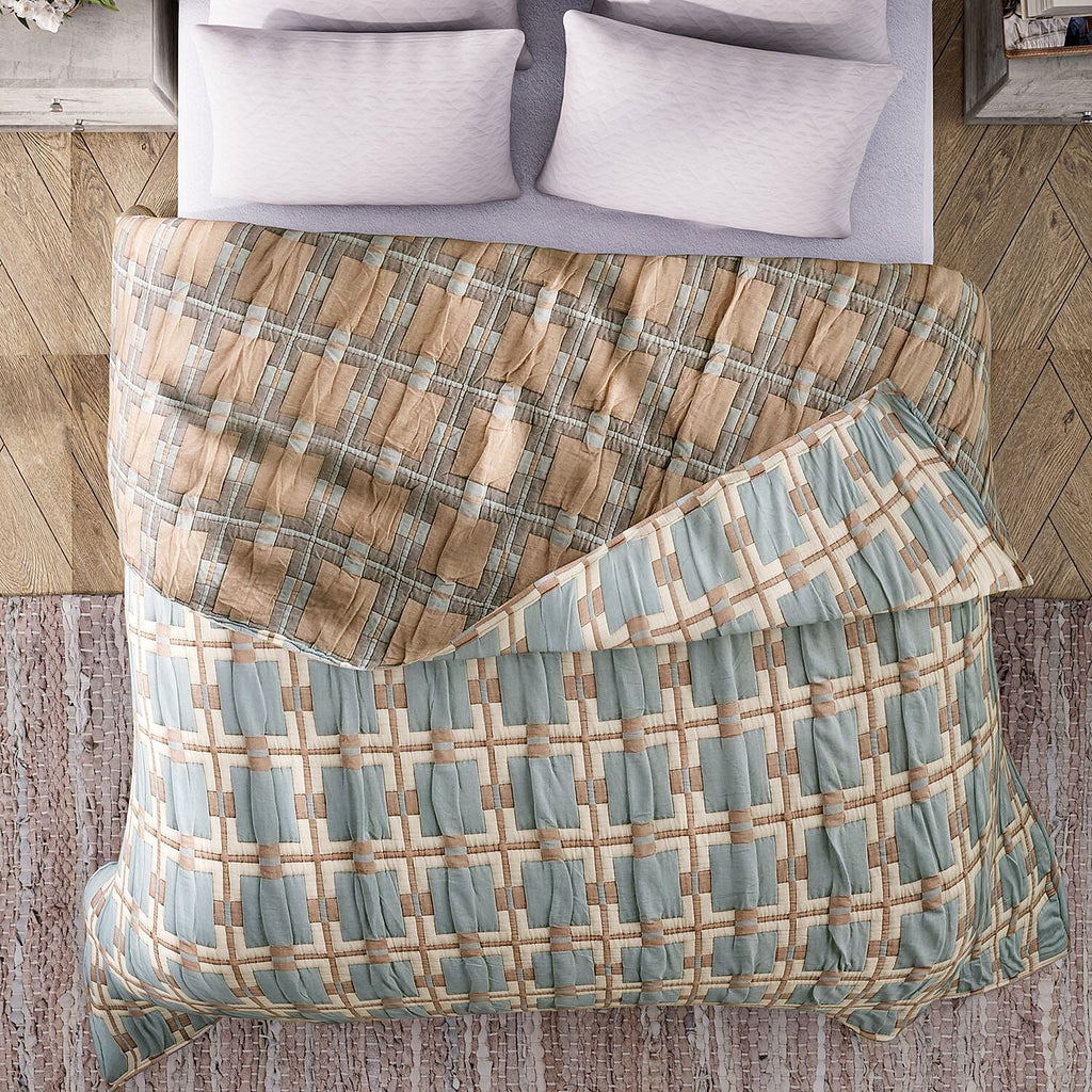 HUSH HAVEN Jacquard Cotton Intricate Pattern Blanket 10 Kg(230 x 200 cm) - Blue, Pink - Off-White