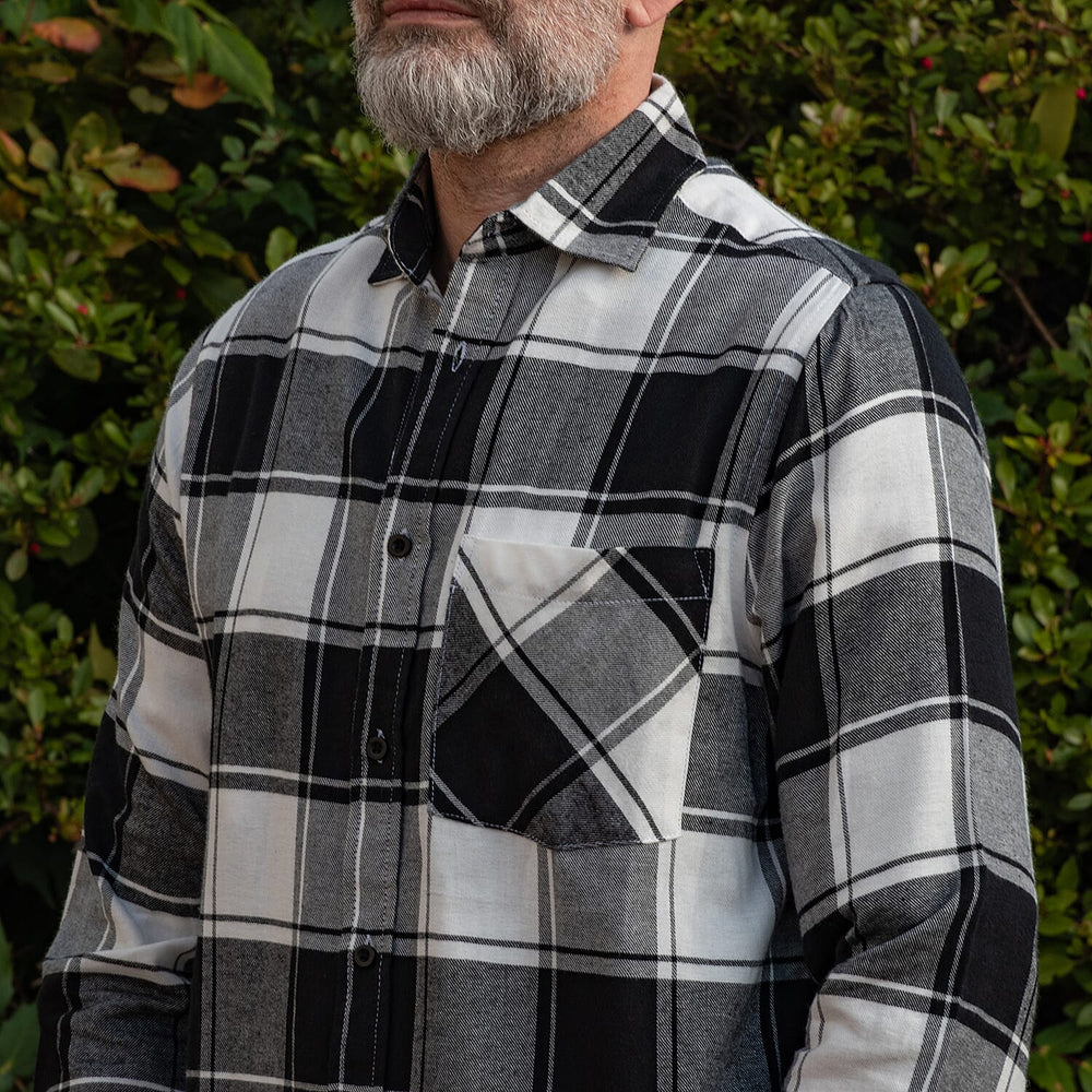 Bellfield 100% Cotton Button Through Flannel Check Shirt (Size L) - Black