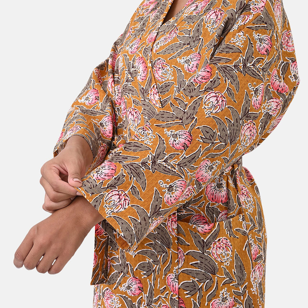Sukriti 100% Cotton Floral - Leaf Print Waffle Bath Robe with Pockets (One Size) - Brown with Pink - Grey