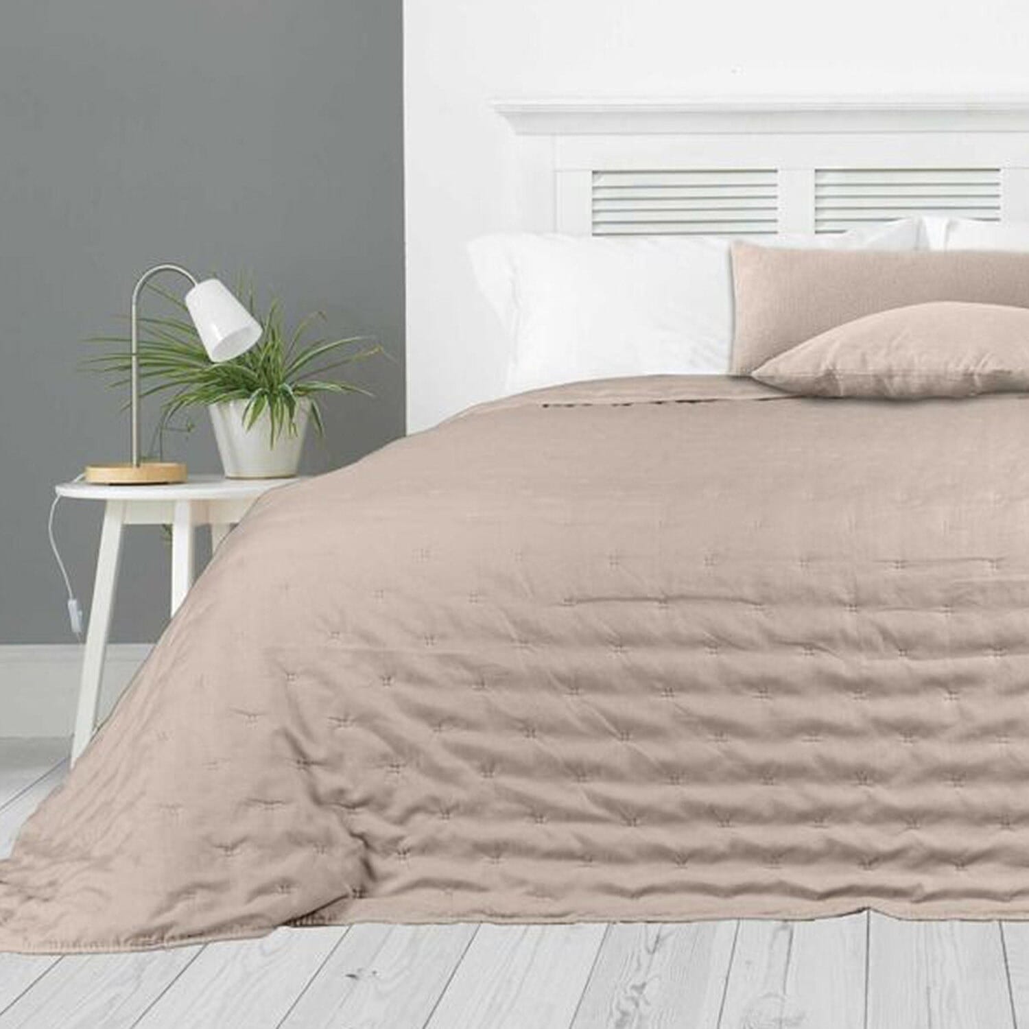 Country Club Leon Embossed Bedspread (Size 260x240 cm) - Vintage Taupe