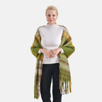 Cozy Checkered Winter Scarf with Fringes - Green