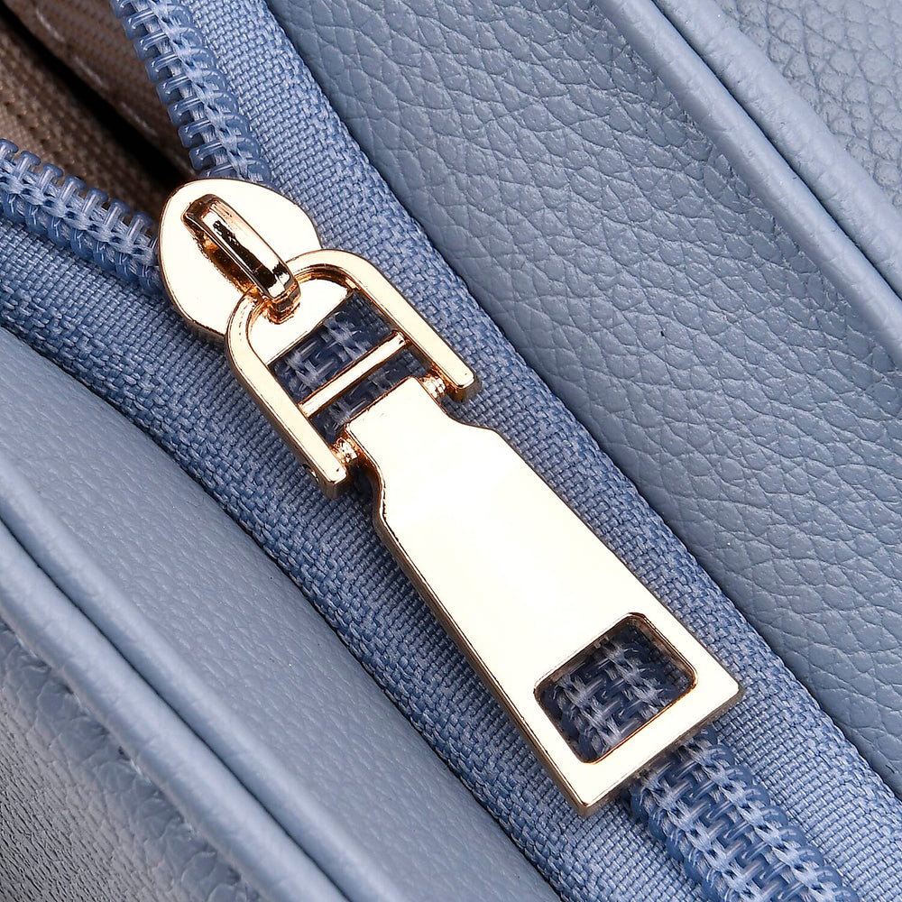 Elegant Flap Crossbody Bag with Adjustable Strap - Blue