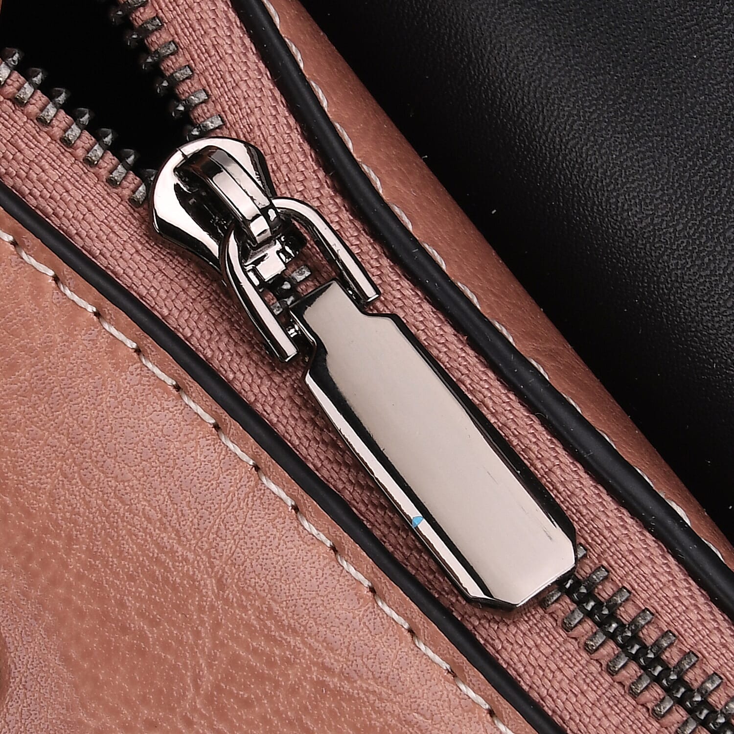 Sumptuous quality 100% Genuine Leather Crossbody Bag- Pink