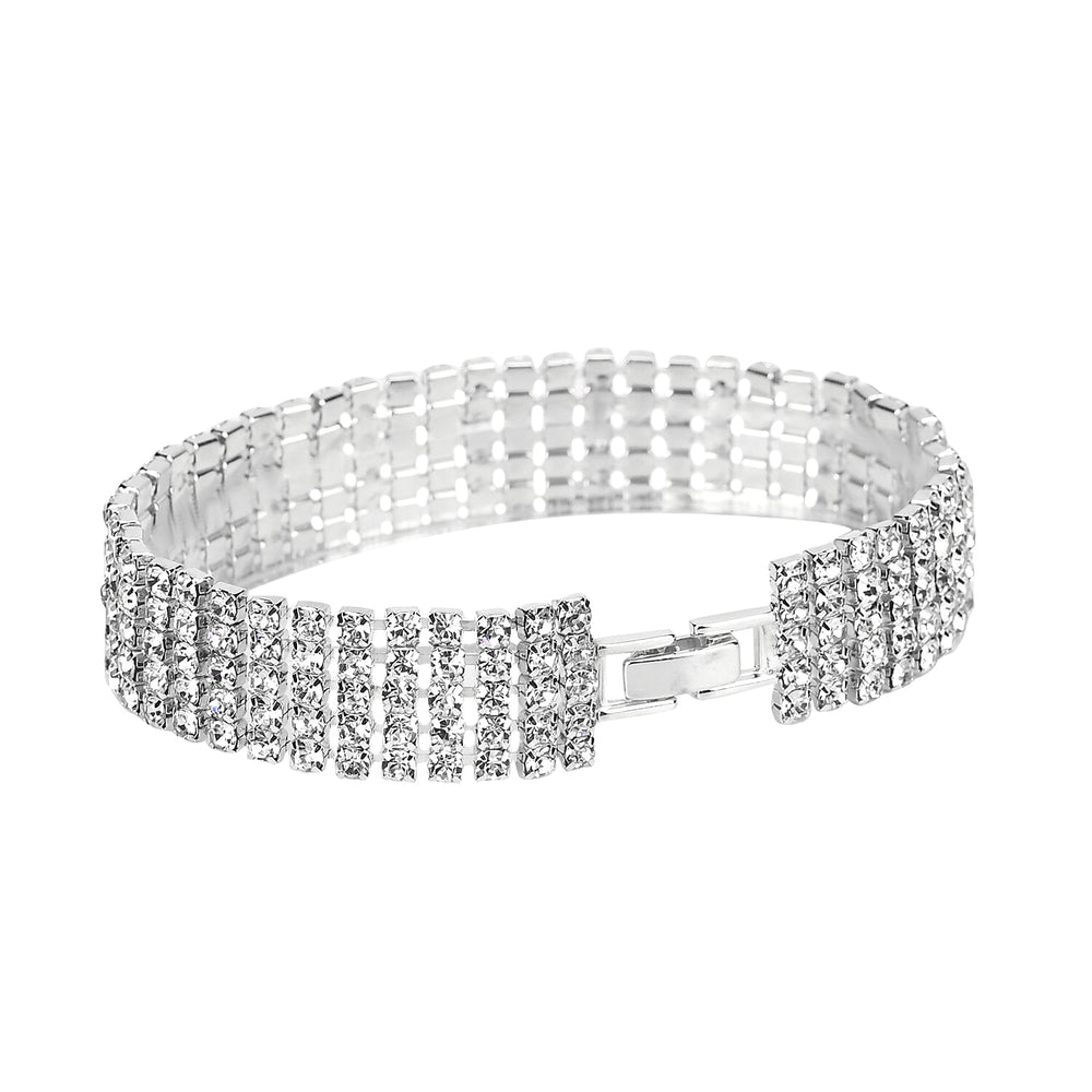 3 Pieces Crystal Accessory Set - Crystal Patterned Clutch, Sparkling Bracelet and Dangling Earrings (Size 21x11x1 cm) - Silver