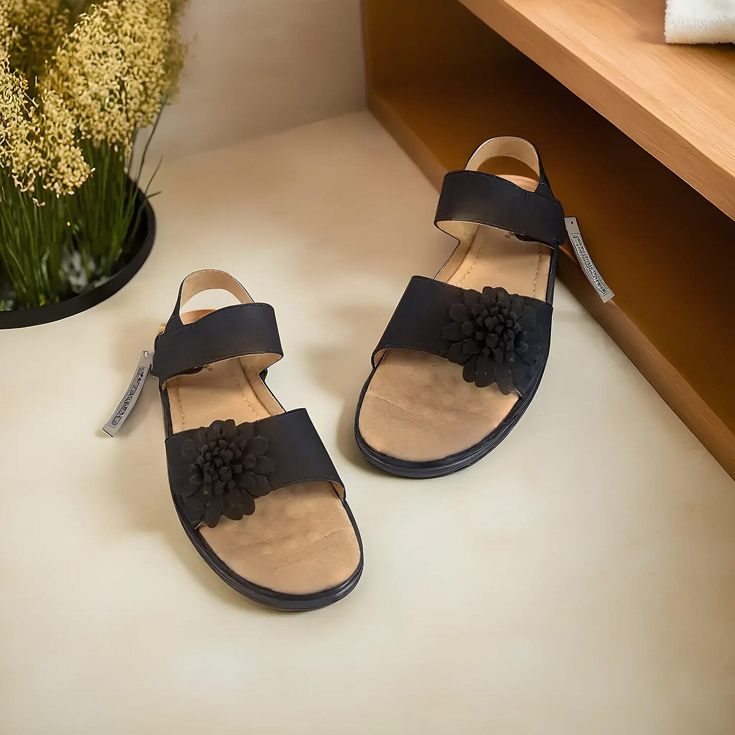Ladies Sandal (Size 5) - Black