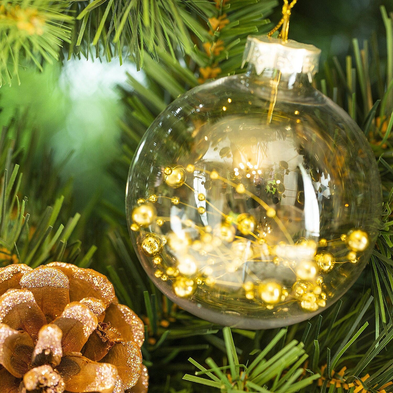 6.5ft Silver Mist Christmas Tree - Includes 120 Silver & White Decorations & 120 Clear Lights 1014 Tips - Diameter 122cm