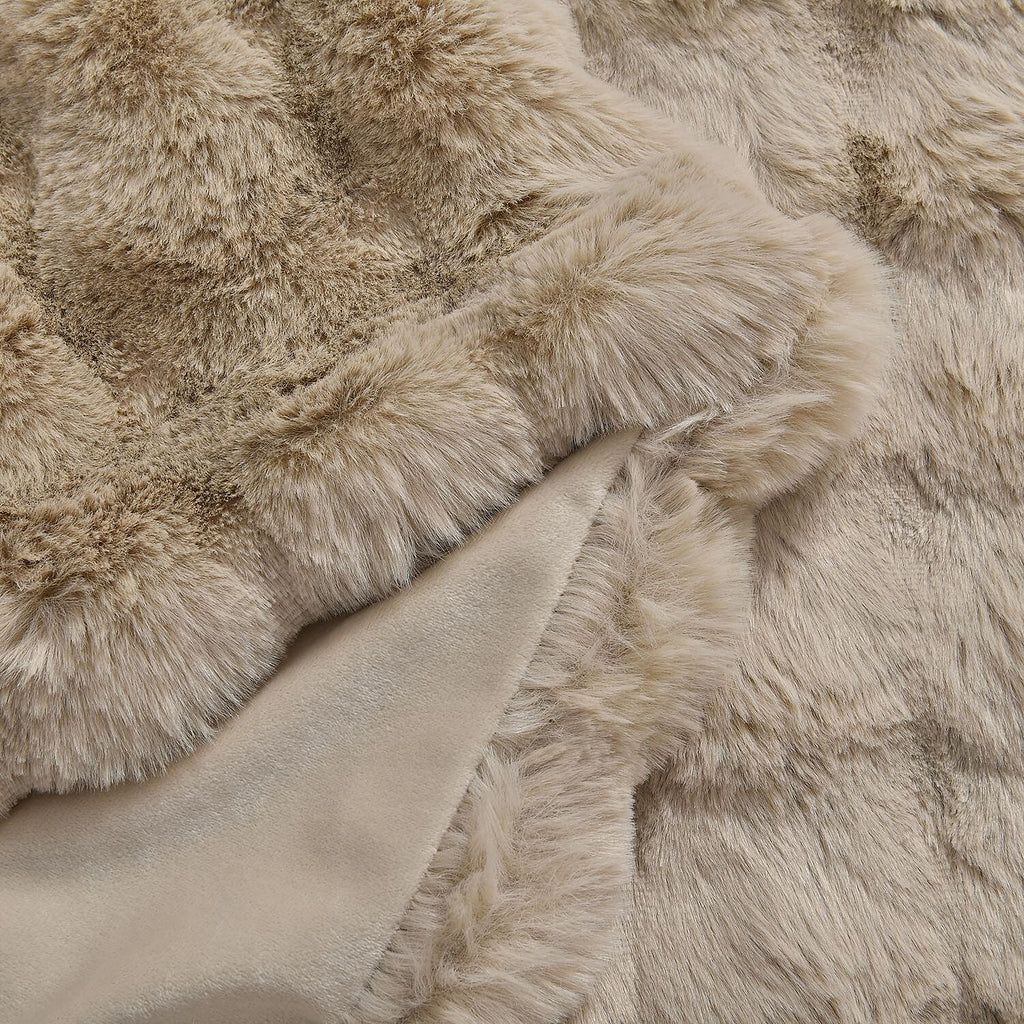 Deluxe Range- Super Soft Faux Fur Double Layer Blanket (Size 200x150) - Natural