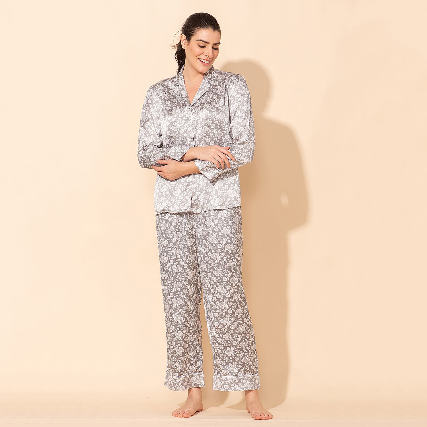 Doorbuster - TAMSY Floral Pattern Silk Like Nightwear Set (Size XL) - Grey & White