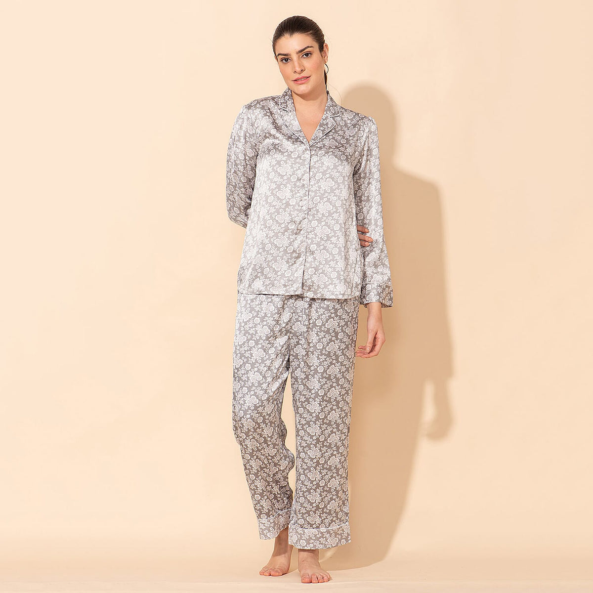 Doorbuster - TAMSY Floral Pattern Silk Like Nightwear Set (Size XL) - Grey & White