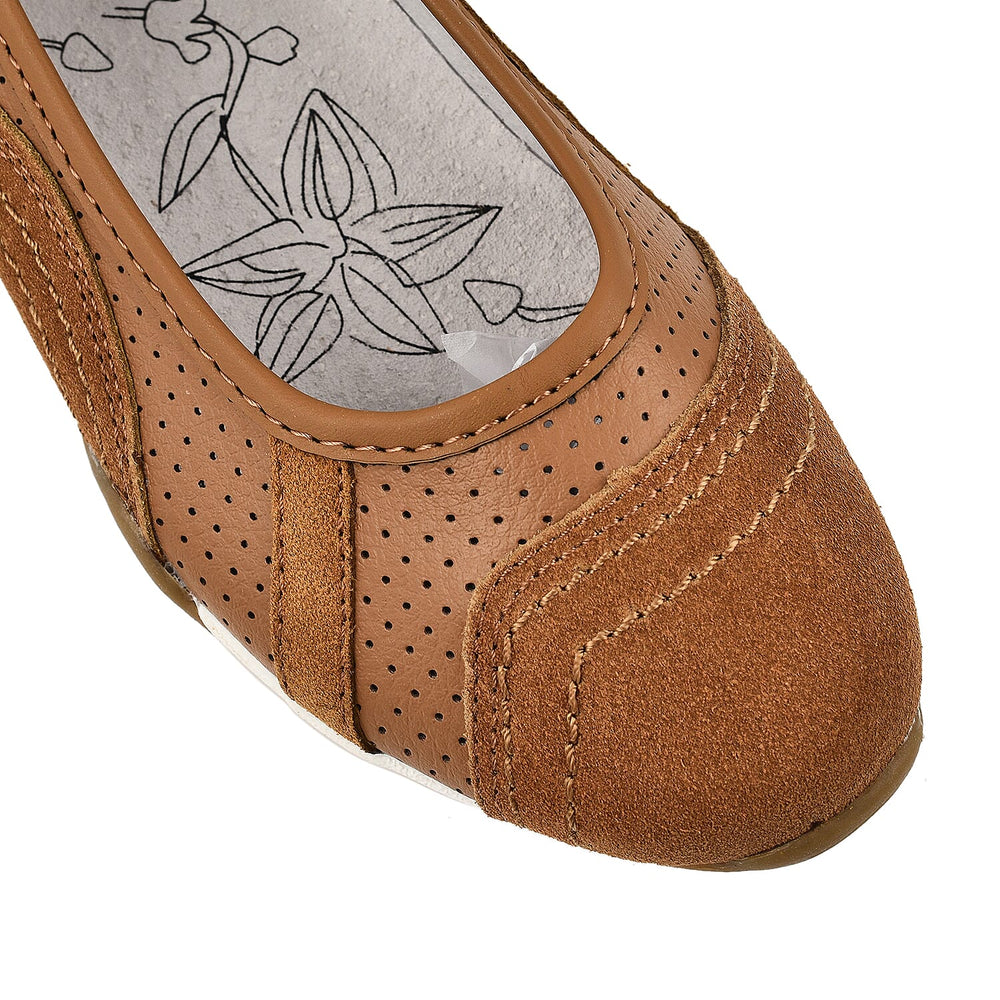 Down to Earth Ladies Leather Ballerina Shoe (Size 3) - Tan