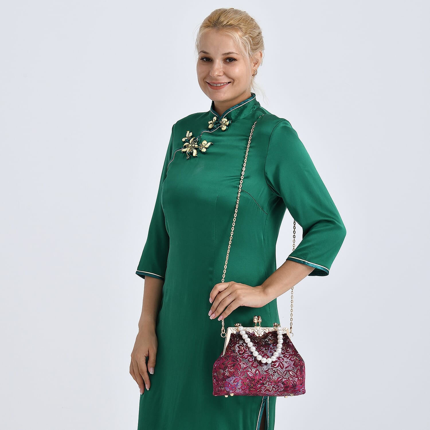 Elegant Embroidery Crystal Clutch Bag with Pearl Handle - Burgundy