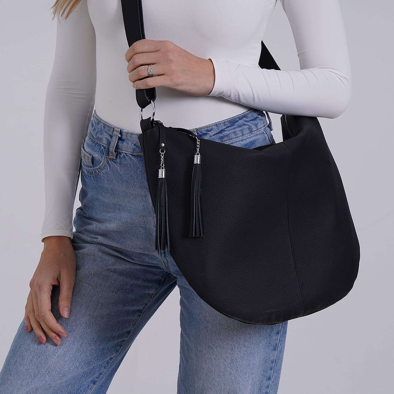 Hong Kong Closeout - Solid 100% Genuine Leather Crossbody Bag with Tassle Chain - Black