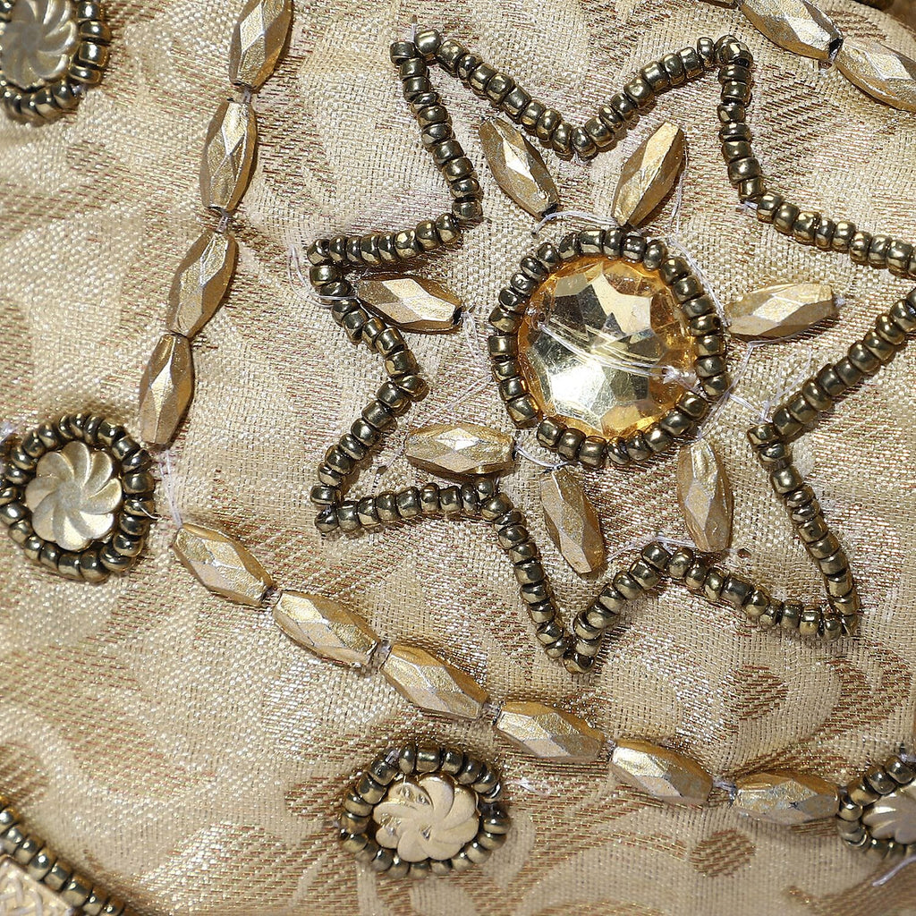 Embroidery Cosmetic and Toiletry Bag (Size 22x15x1 cm) - Beige