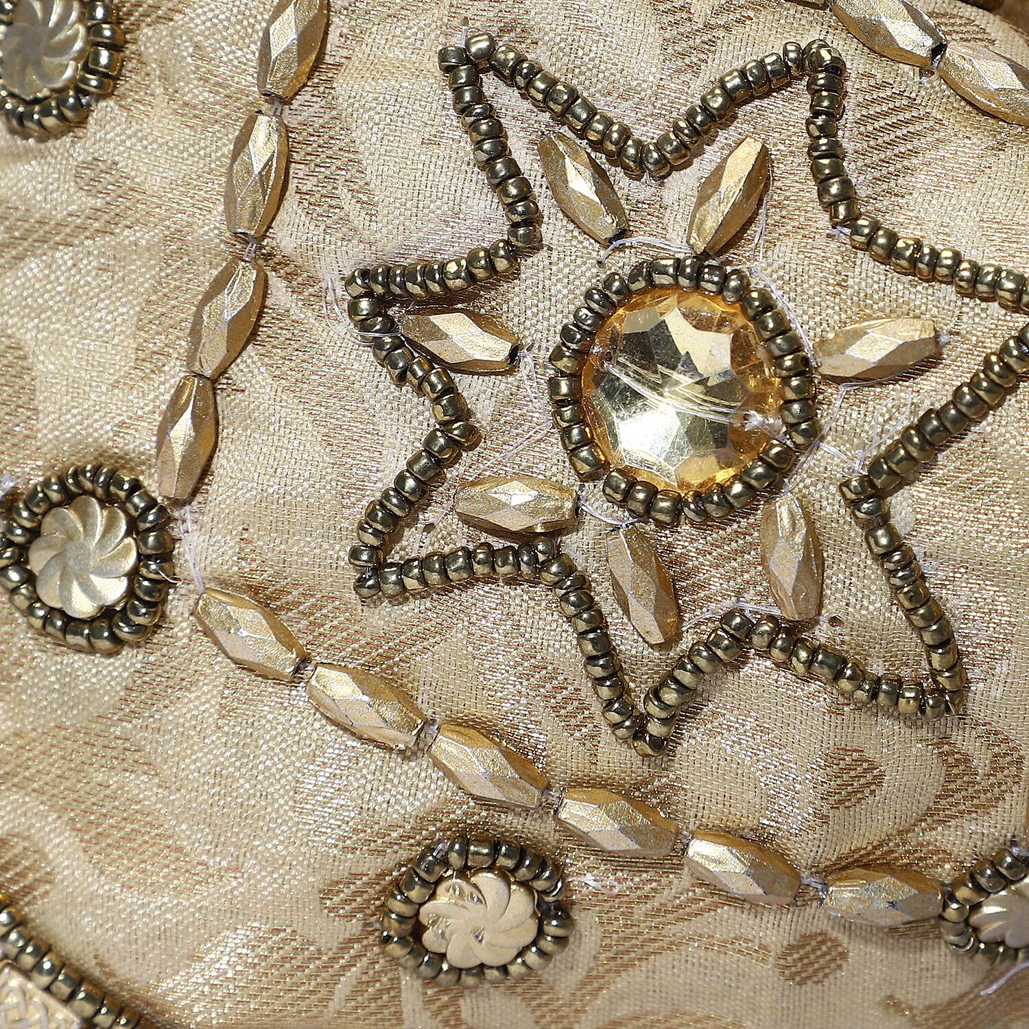 Embroidery Cosmetic and Toiletry Bag (Size 22x15x1 cm) - Beige