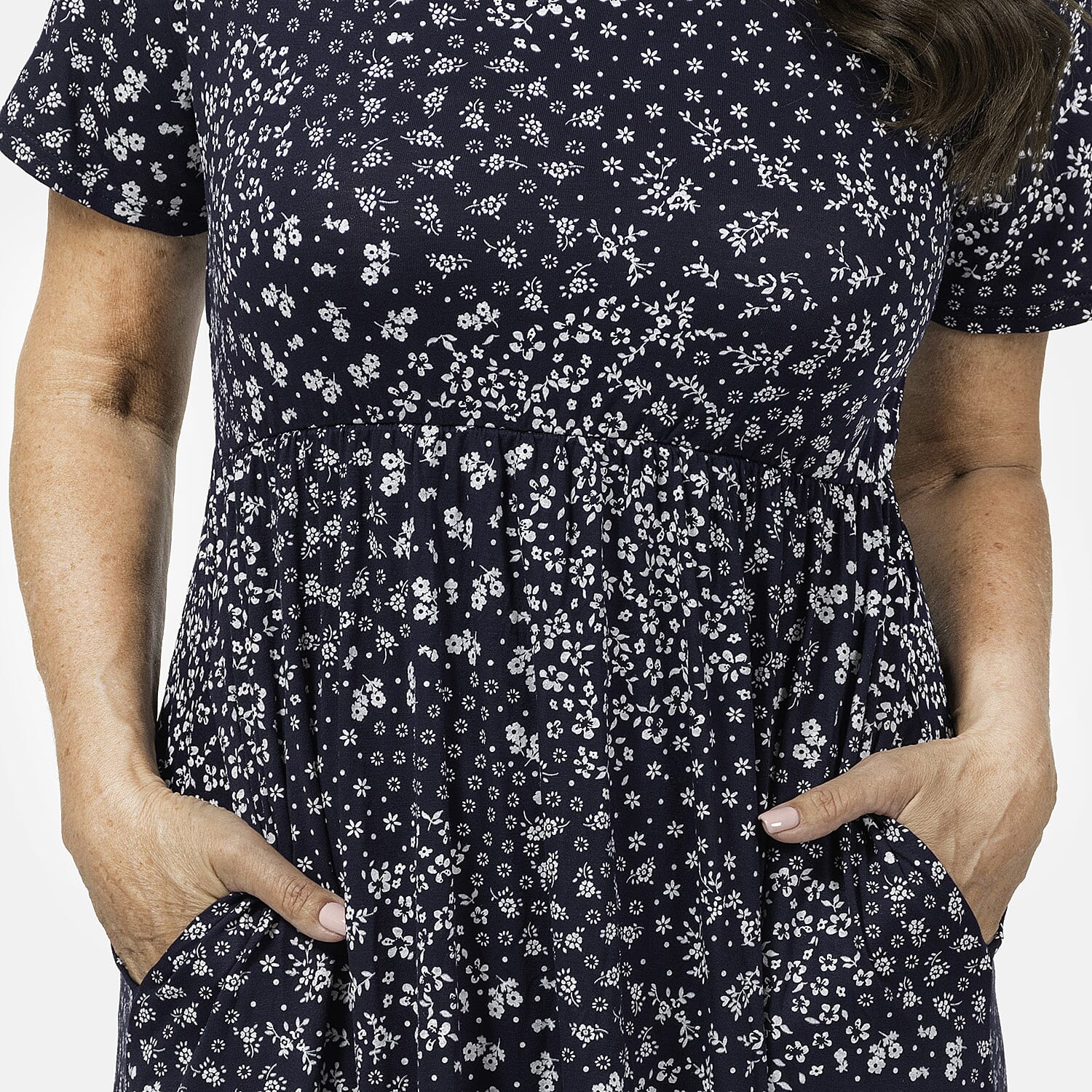 EBCSO Emelia Floral Printed Midi Dress (96% Viscose, 4% Elastane) - Navy - Size L
