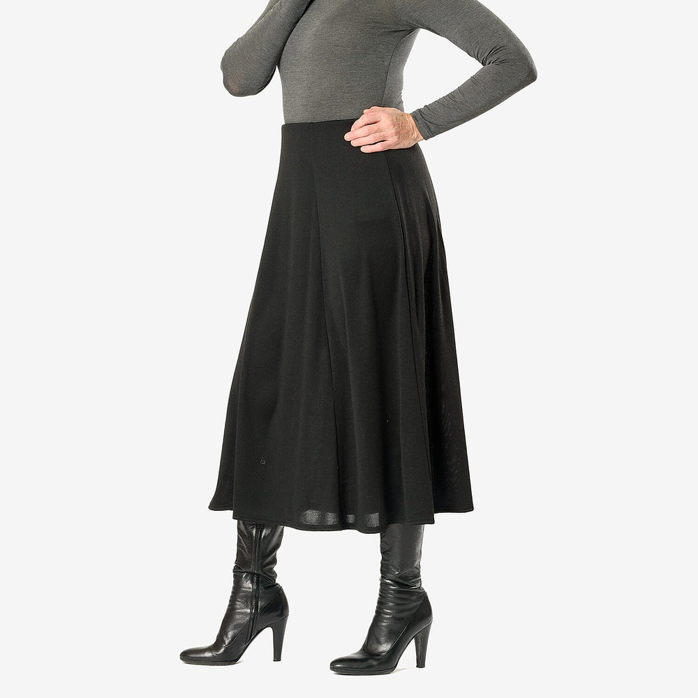 Emelia Pull On Knitted Skirt (Size L) - Black