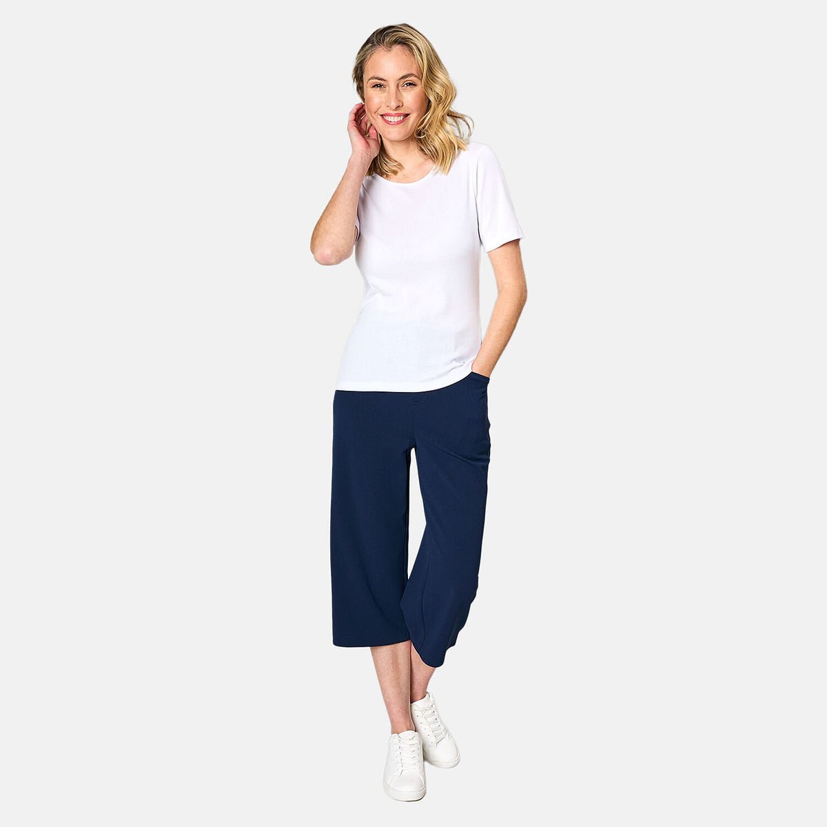 EMRECO Short Sleeve Crew Neck T-Shirt (Size 14) - White