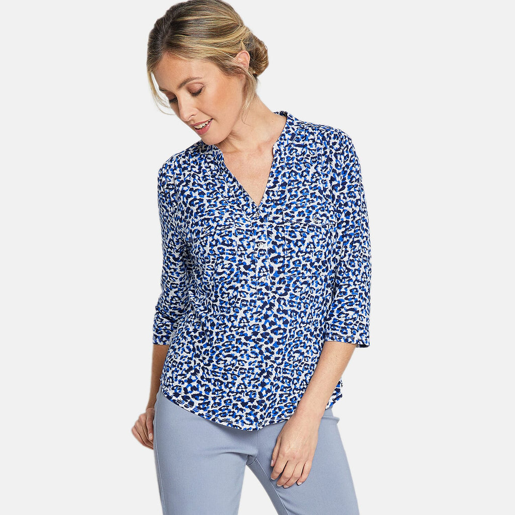 EMRECO 3-4 Sleeve Animal Print Manadrin Collar Blouse (Size 12) - Blue