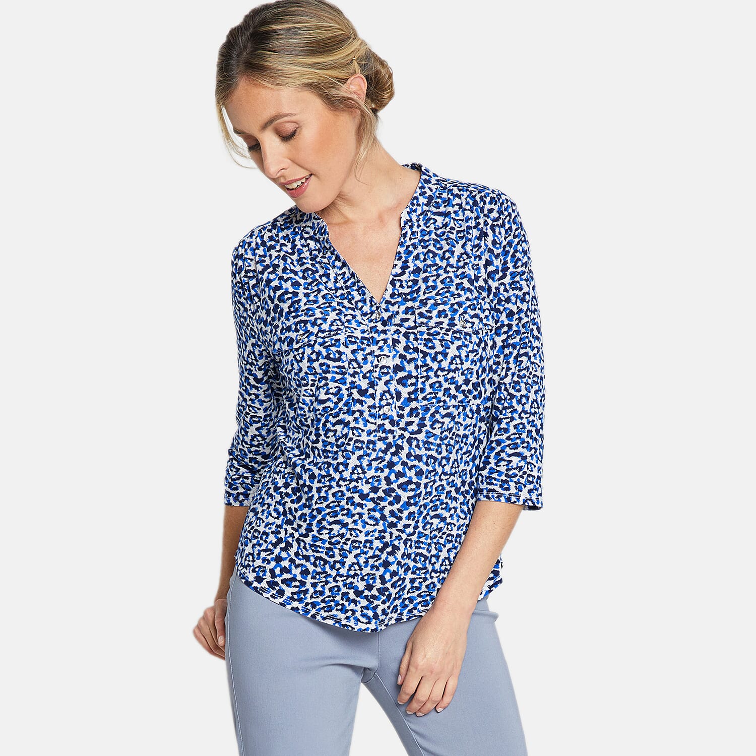 EMRECO 3-4 Sleeve Animal Print Manadrin Collar Blouse (Size 12) - Blue