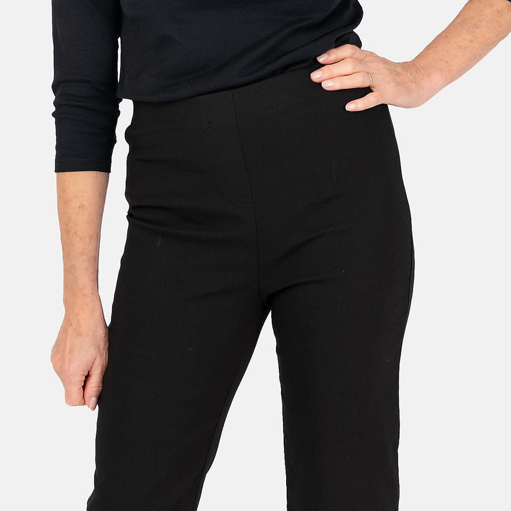 Emreco Viscose Short (Size 20) - Black