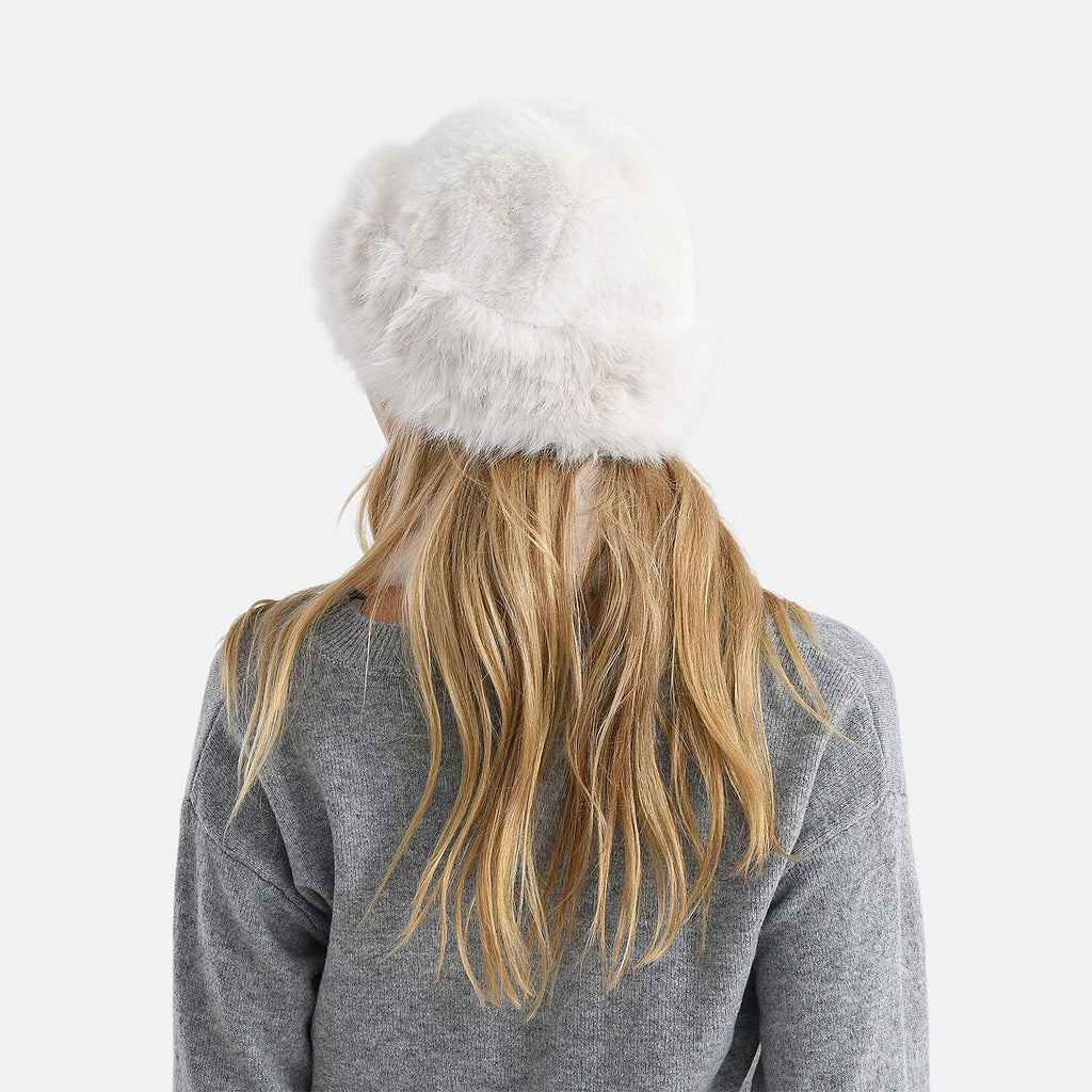 Faux Fur Scarf - Hat Two-Piece Set (One Size) - White