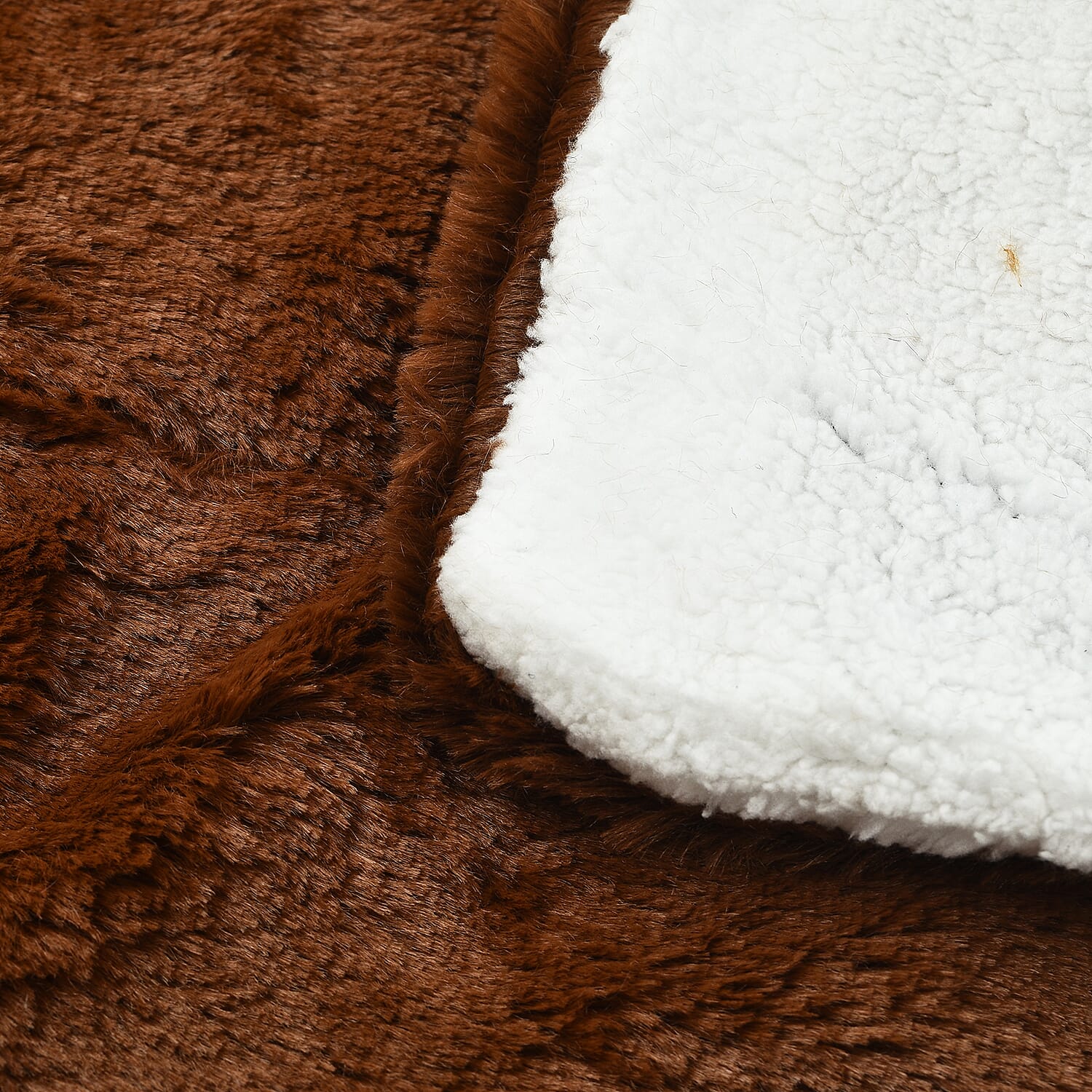 Faux Rabbit Fur Patterned Blanket (Size 150x1 cm) - Burgundy - Pink
