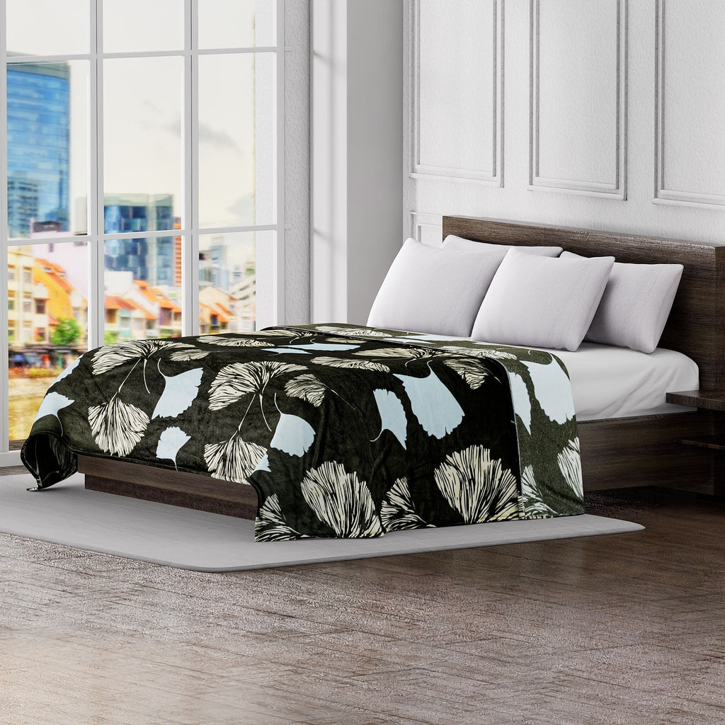 Flannel Printed Blanket (Size 200x1 cm) - Multi Color & Multicolor