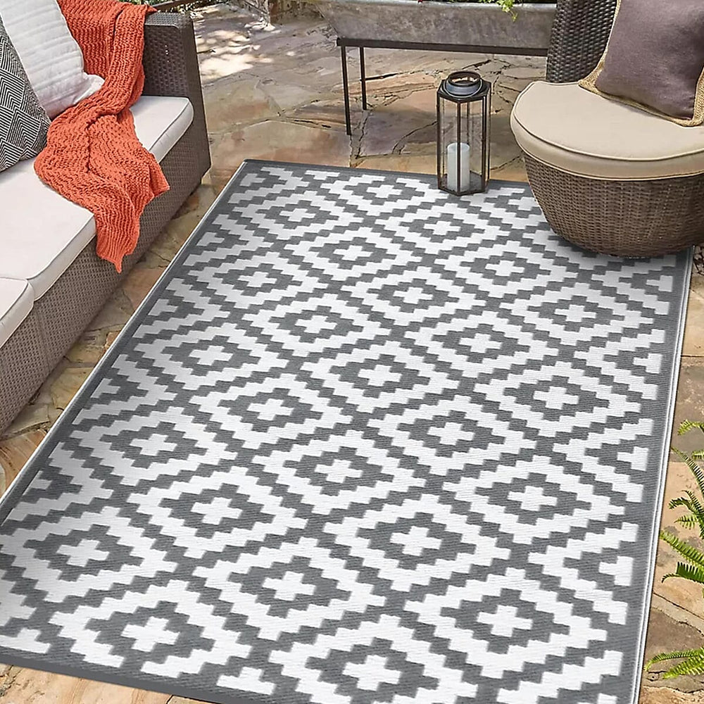 Green Decore Geometric Pattern Lightweight Reversible Stain Proof Outdoor Rug (150X90cm) - Grey - White