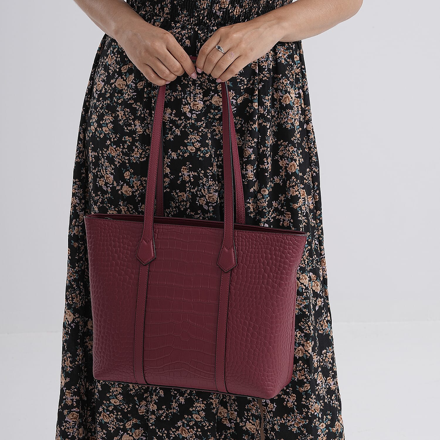 Genuine Leather Patterned Tote Bag (Size 38x12x27 cm) - Burgundy & Black