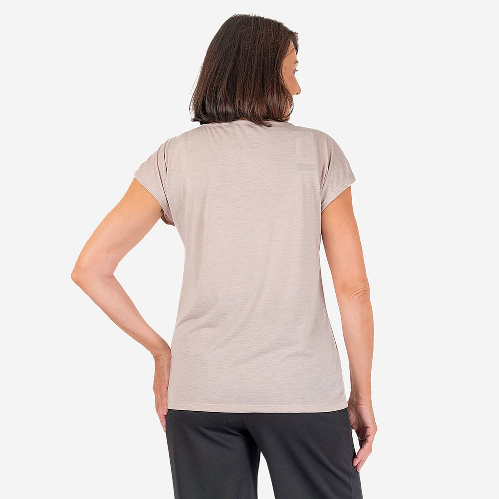 Giraffe Printed T-Shirt (Size 10) - Grey