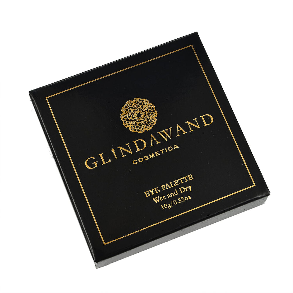 GlindaWand Smokey Night - Look 4 (1 x Smoke Fuma Eye Palette, 1 x Ava Cheek Palette, 1 x Patience Lipgloss & 1 x GlindaWand Makeup Bag)
