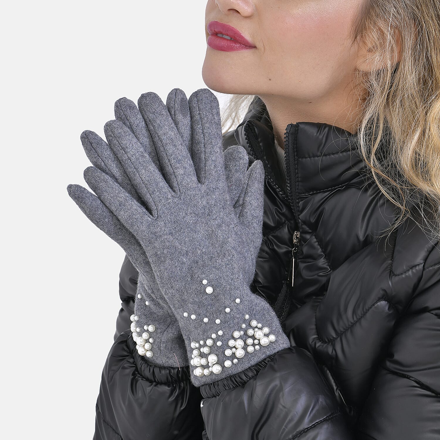 Winter Must-Have - Cashmere Touch Screen Beaded Gloves - Grey