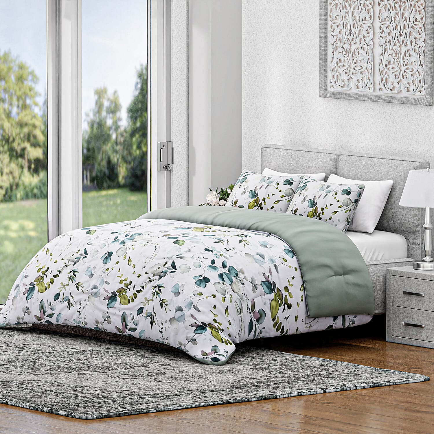 Boutique Bedding Collection - Lightweight Leaf Design Comforter With 2 Pillowcases (Size King)