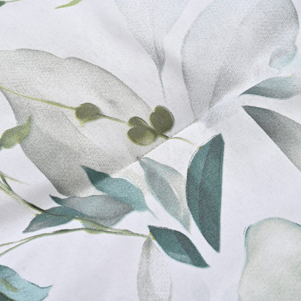 Boutique Bedding Collection - Lightweight Leaf Design Comforter With 2 Pillowcases (Size King)