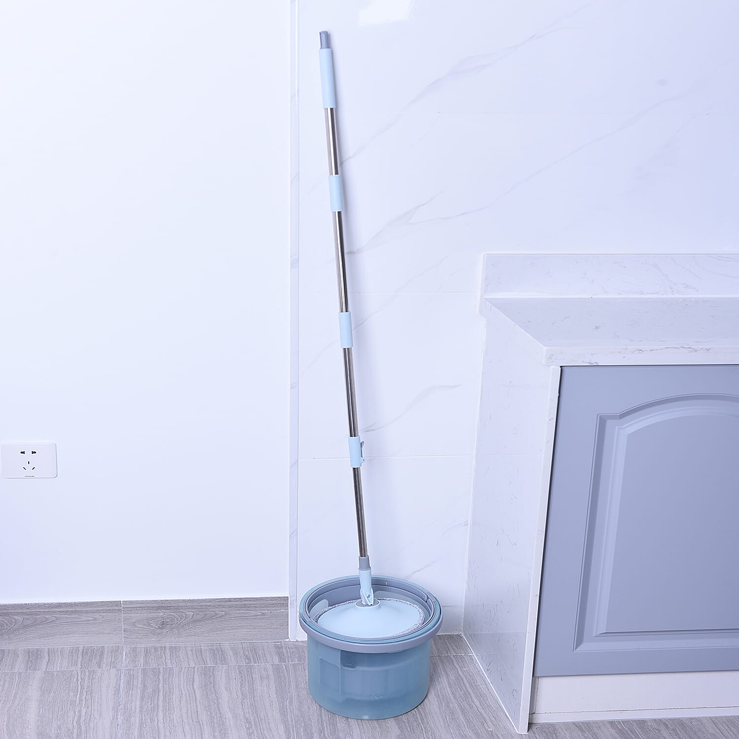HOMESMART Revolutionary Spin Cyclone Separator Mop Set with 2 Pcs Mop Cloth (Size 132x24 cm) - Light Blue