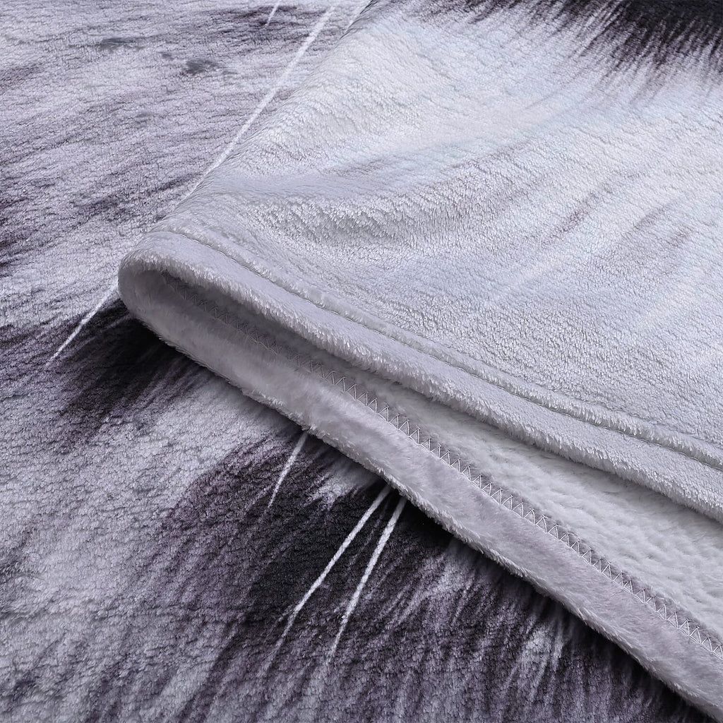 NEW Tiger Blanket (Size 200x150cm) - Black White & White