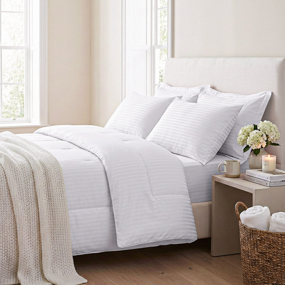 THE OPULENT LUXURY - Hush Haven 6-Piece Summer Striped Comforter Set - inc Comforter, Fitted Sheet, 2xHousewife - 2xOxford Pillowcase (200 x 200cm) - White