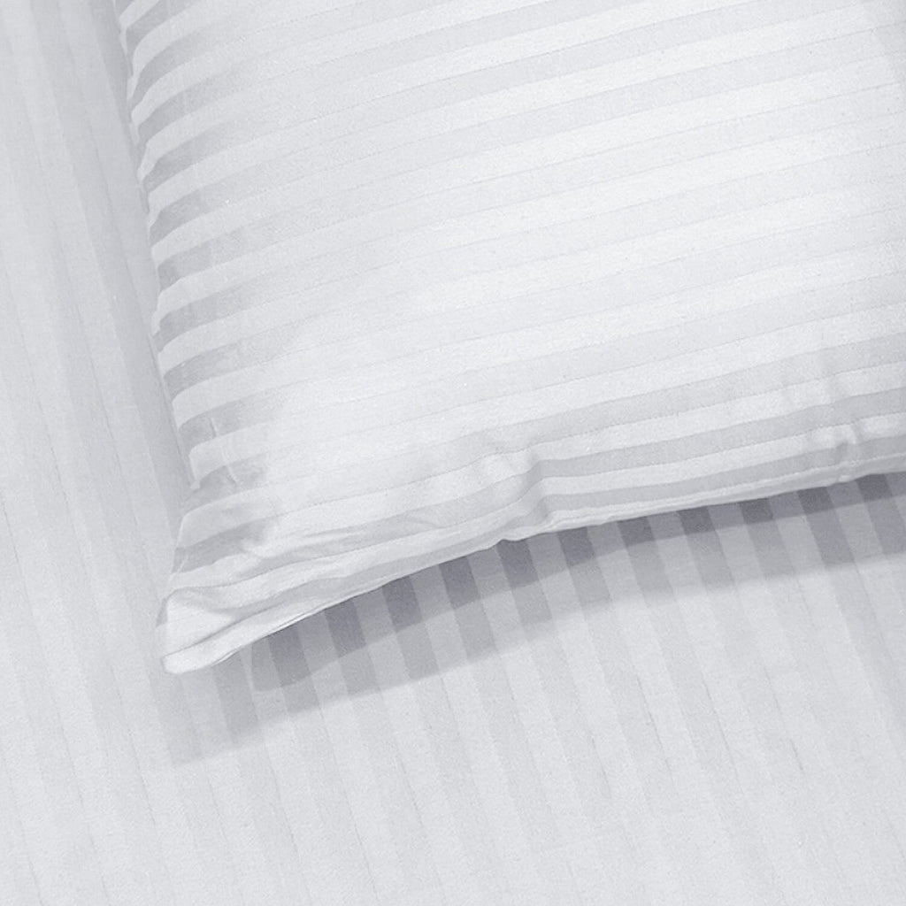 THE OPULENT LUXURY - Hush Haven 6-Piece Summer Striped Comforter Set - inc Comforter, Fitted Sheet, 2xHousewife - 2xOxford Pillowcase (200 x 200cm) - White